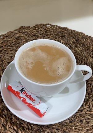 صورة لوصفة قهوة الكيندر الساخنة