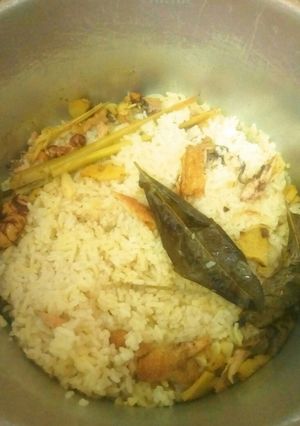 Foto resep Nasi uduk betawi magic com