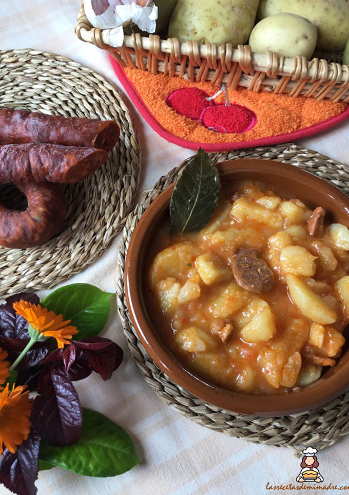 Una foto de Patatas a la riojana