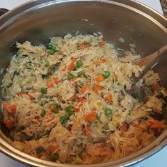 A picture of Creamy Chicken and Rice.