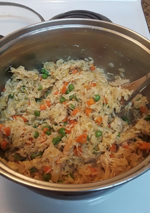 A picture of Creamy Chicken and Rice.