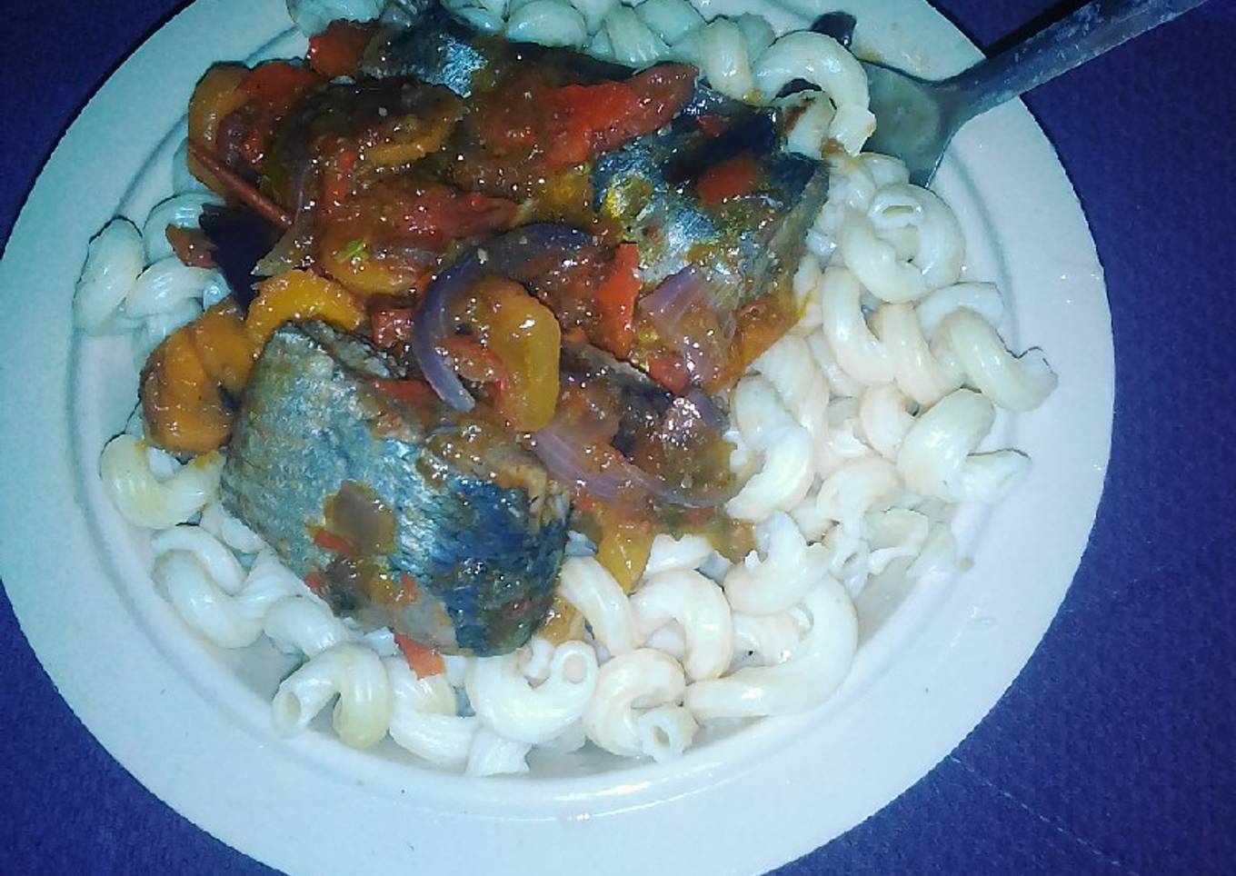 Macaroni with fish source