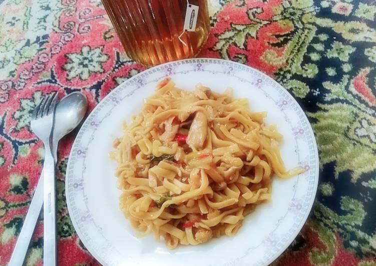 Resep Mie jamur kecap Alaa amirahabsyie😍 yang Enak