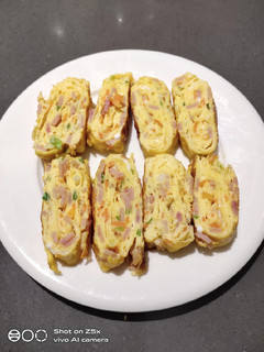 A picture of Egg Roll.