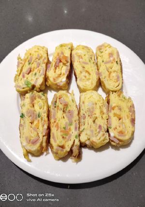A picture of Egg Roll.