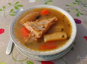 Foto principal de Sopa hondureña de tortas de pescado