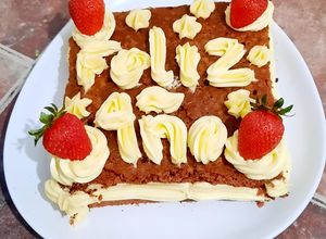 Una foto de Frosting de queso, facilísimo 😊