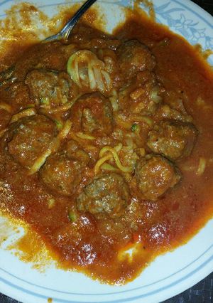 A picture of "Spaghetti" and Meatballs.
