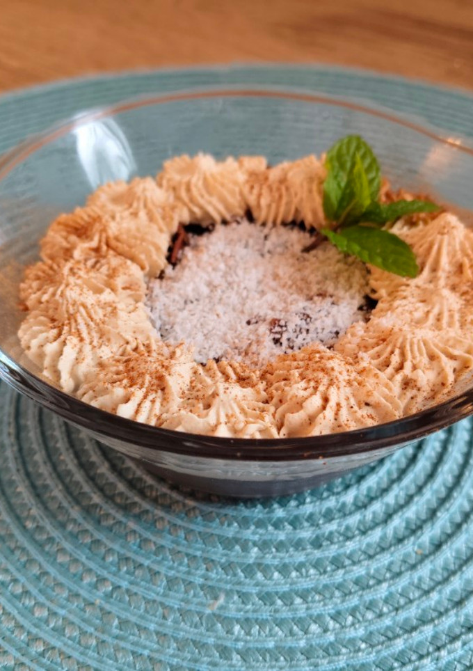 Una foto de Pudin Express de arroz con chocolate y coco (vegano)
