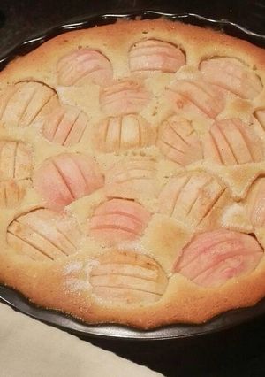 A picture of Grandma's apple pie #HelpfulCook.