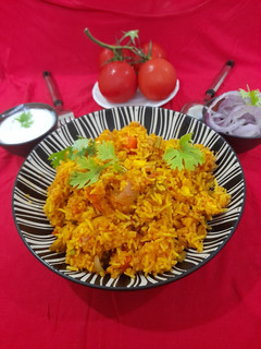 તવા પુલાવ (Tava Pulao Recipe In Gujarati) રેસીપી મુખ્ય ફોટો