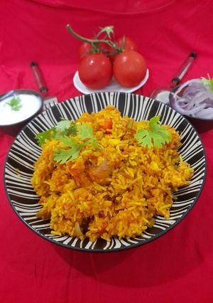 તવા પુલાવ (Tava Pulao Recipe In Gujarati) રેસીપી મુખ્ય ફોટો