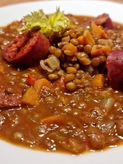 Una foto de Lentejas con chorizo