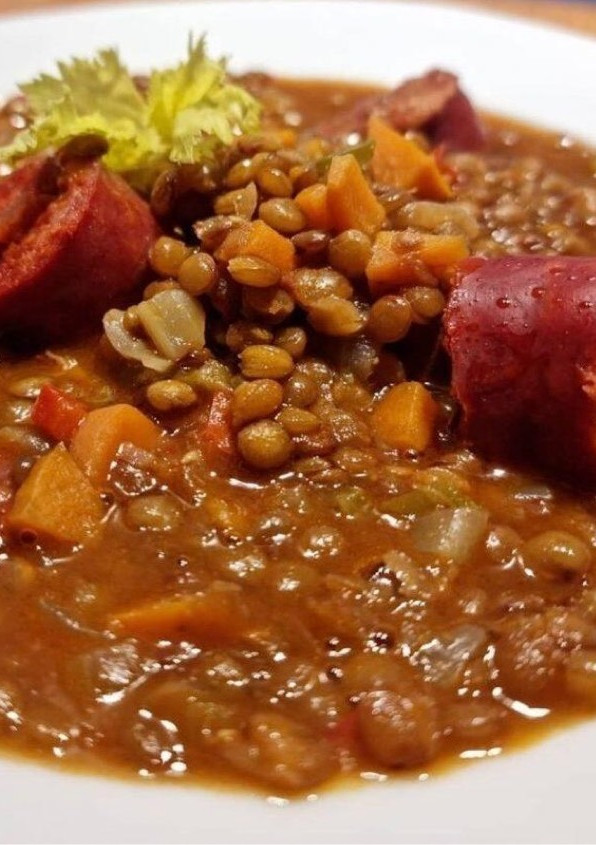 Una foto de Lentejas con chorizo