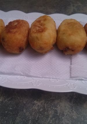 A picture of Potato stuffed.