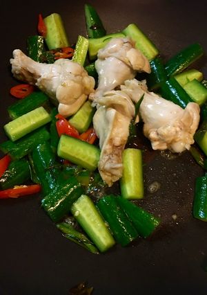 辣瓜鹽炒小雞腿 的食譜成品照片