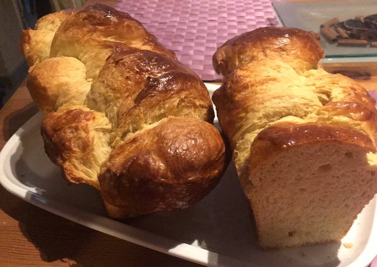 Voici la recette Brioche Nanterre à la maison