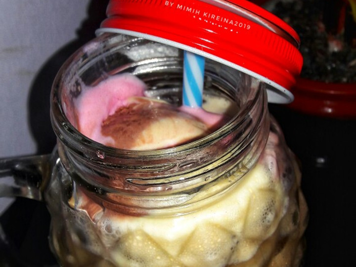 Yuk intip, Bagaimana cara membuat Ice mocca float jelly rumahan dijamin istimewa
