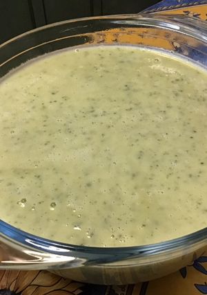 Une photo de Velouté de courgettes et pommes de terre à la crème