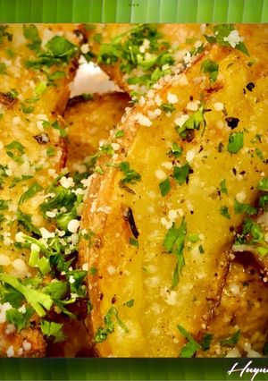 Hình của món Khoai Tây Nướng Tỏi Rắc Phô Mai Parmesan.