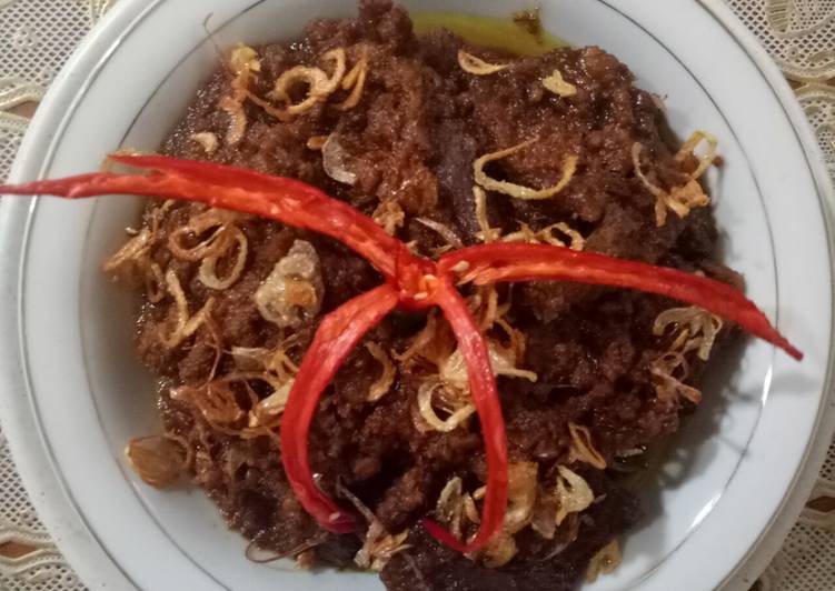 Lapis daging sapi