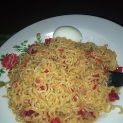 A picture of Peppered noodles.