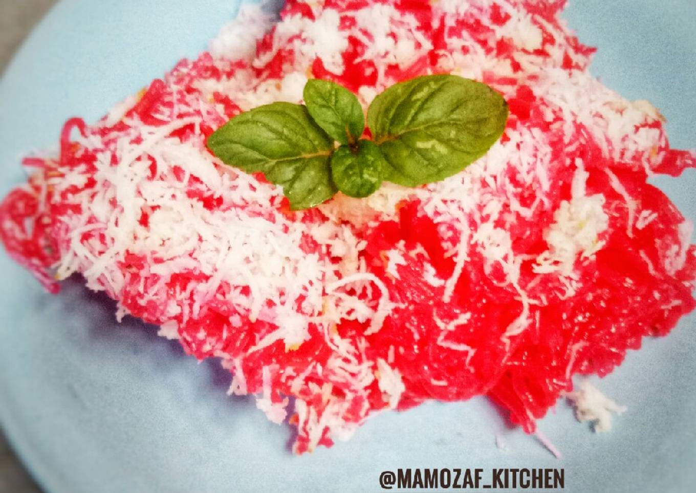 Kue Bihun Kukus Merah Putih
