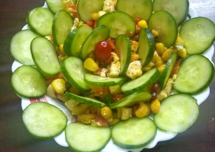 Cucumber corn paneer salad