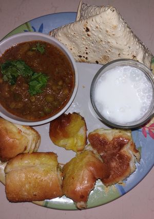 પાંઉ ભાજી(Pavbhaji Recipe in Gujarati) રેસીપી મુખ્ય ફોટો