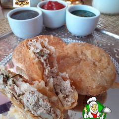 A picture of Chicken kachori.