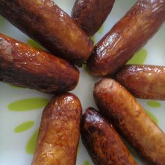 A picture of Fried sausages.