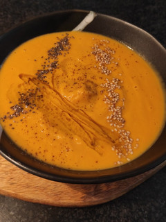 Una foto de Puré de calabaza y semillas