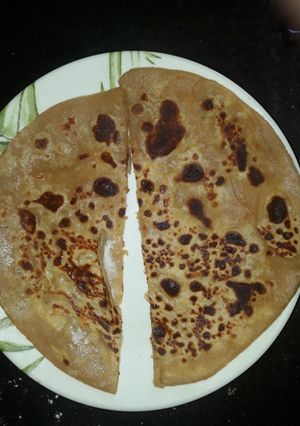 A picture of Cheese paratha.