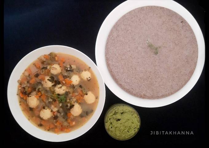 Black Rice Thatte Idli, Spinach Coconut Chutney & Whey Veg Soup