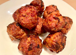 Fasírtgolyó Airfryerben készítve recept fotója
