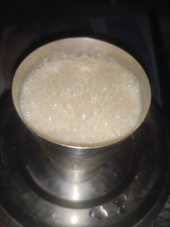मिल्क शेक (Milk shake recipe in hindi) रेसिपी मुख्य फोटो