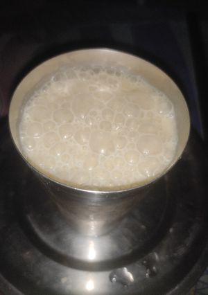 मिल्क शेक (Milk shake recipe in hindi) रेसिपी मुख्य फोटो