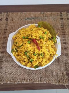 વેજ પુલાવ (Veg Pulao Recipe In Gujarati) રેસીપી મુખ્ય ફોટો