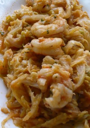 Una foto de Repollo con gambas