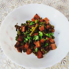 A picture of Gajar Matar Sabzi.