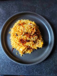 চিকেন তেহারি(Chicken tehari recipe in Bengali) রেসিপির প্রধান ছবি