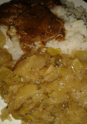 A picture of Cabbage with potatoes.