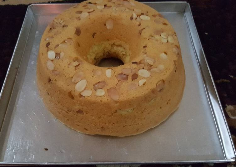 Bolu Tape Almond kukus