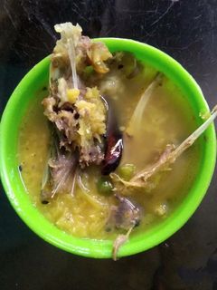 ইলিশ মাছের মাথা দিয়ে মুসুর ডাল (illish macher matha diye masoor dal recipe in Bengali) রেসিপির প্রধান ছবি