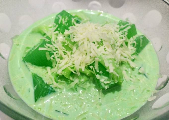 Bagaimana Membuat Buko Pandan Creamy Simple, Lezat