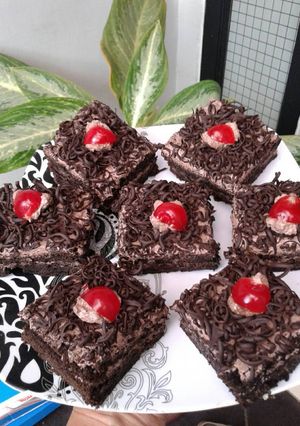 Foto resep BlackForest potong...🍰