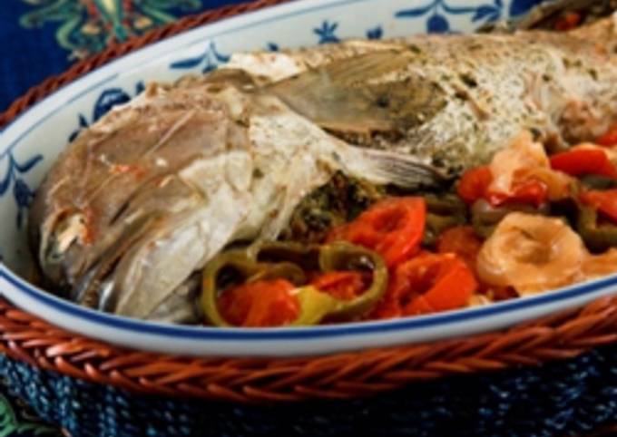 Oven baked fish with chili - samkeh harra