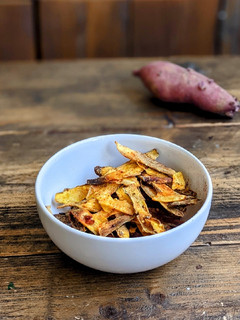 A picture of Sweet Potato Baked Chips.