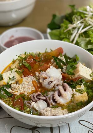 Hình của món Bún riêu bạch tuộc.