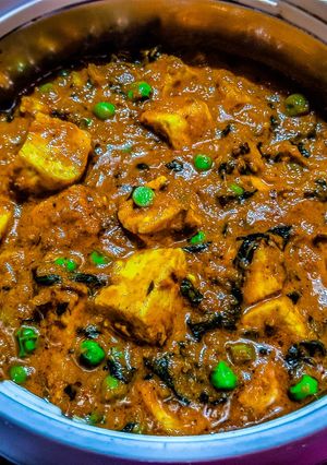 मेथी मटर पनीर (methi matar paneer recipe in Hindi) रेसिपी मुख्य फोटो